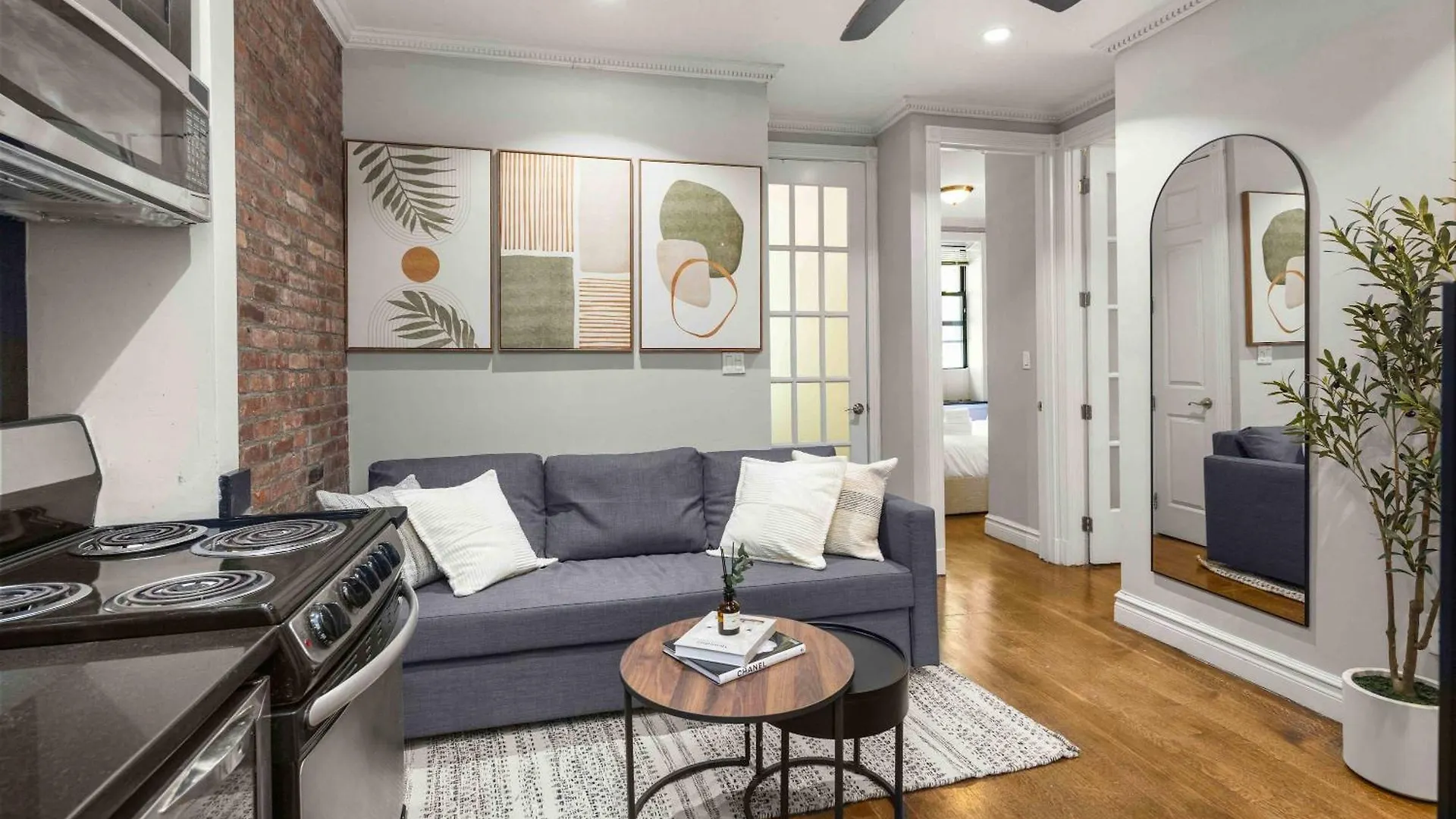 Stylish Midtown East Escape Near It All ニューヨーク 0*,